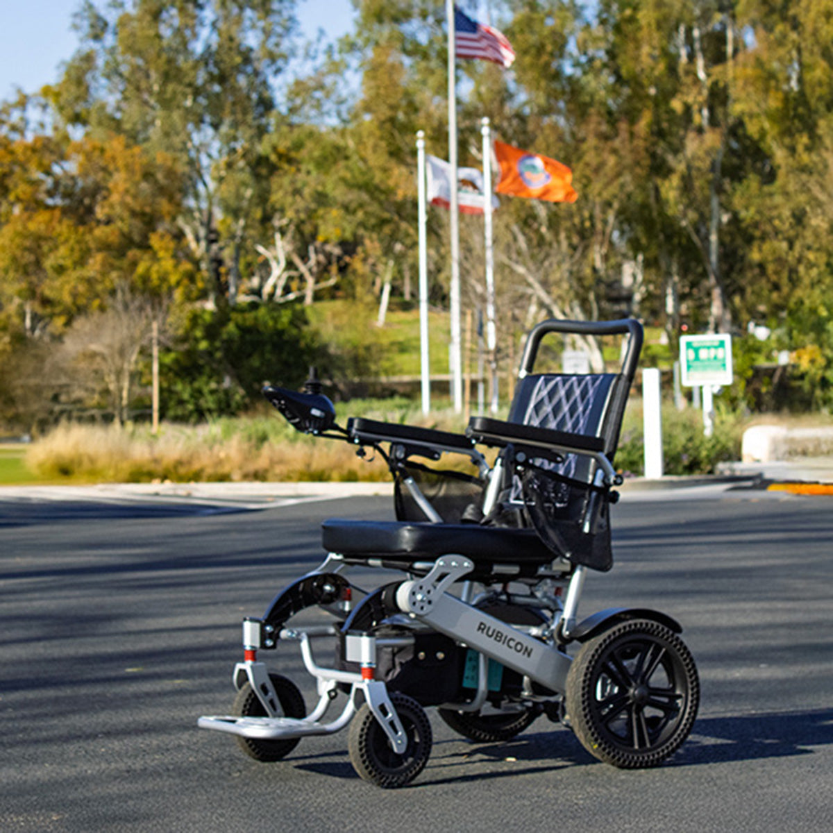 DX17 - Automatic Folding & Unfolding Portable Electric Wheelchair: Collapsible, Lightweight & All Terrain | Travel Friendly Power Wheelchair - Image 6